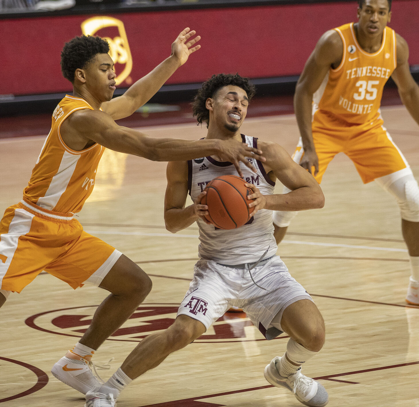 Texas A&M v Tennessee